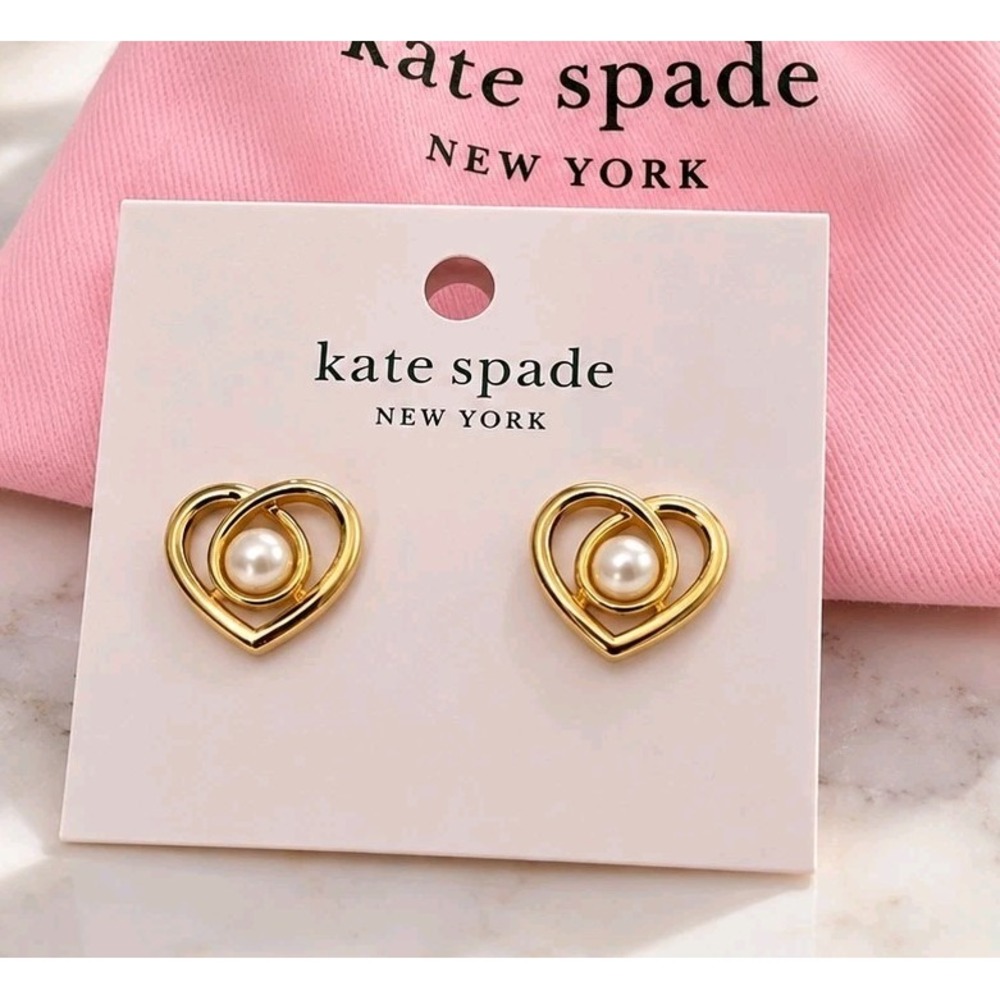 Kate Spade New York Infinite Hearts Pearl Stud Earrings Gold Tone Coquette